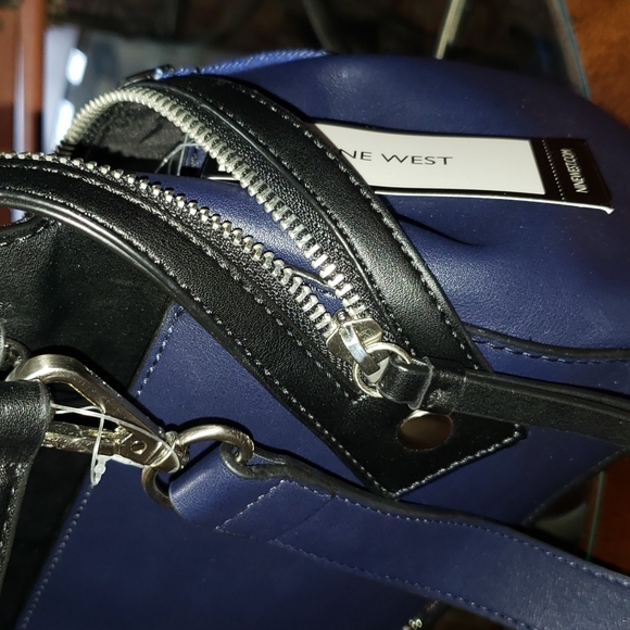 ๐ NEW NINE WEST ELENYA MULTI COLORBLOCK PATCHWORK BLUE & BLACK CROSSBODY BAG - Picture 9 of 16